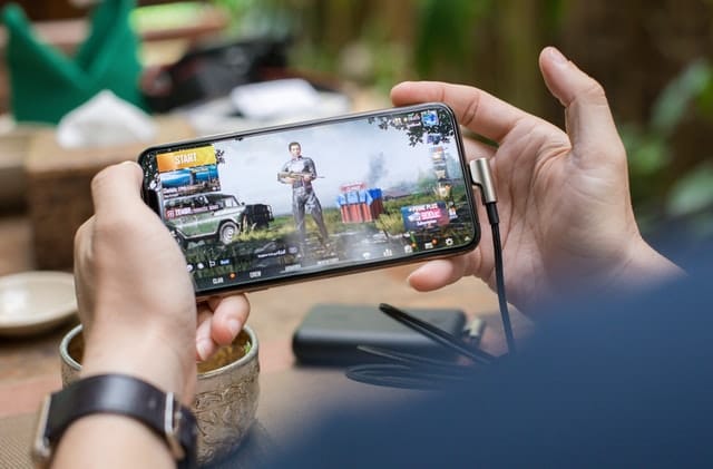 e-mobile games are part of e-sport future